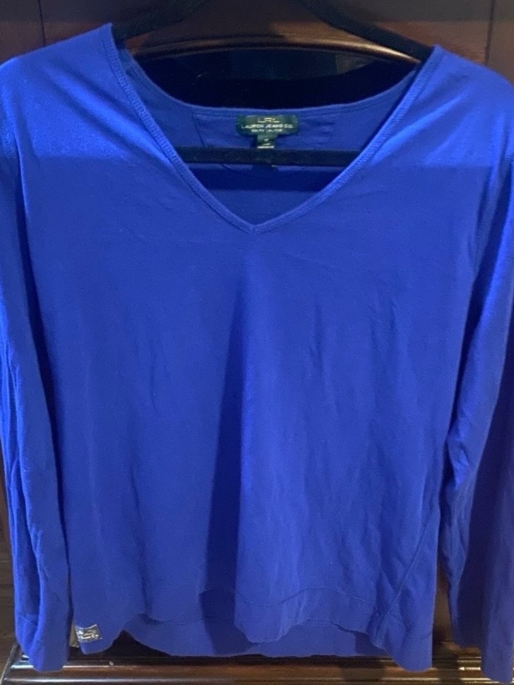 Lauren Ralph Lauren V-Neck Long Sleeve Top - Blue Size XL Emblem on the Bottom
